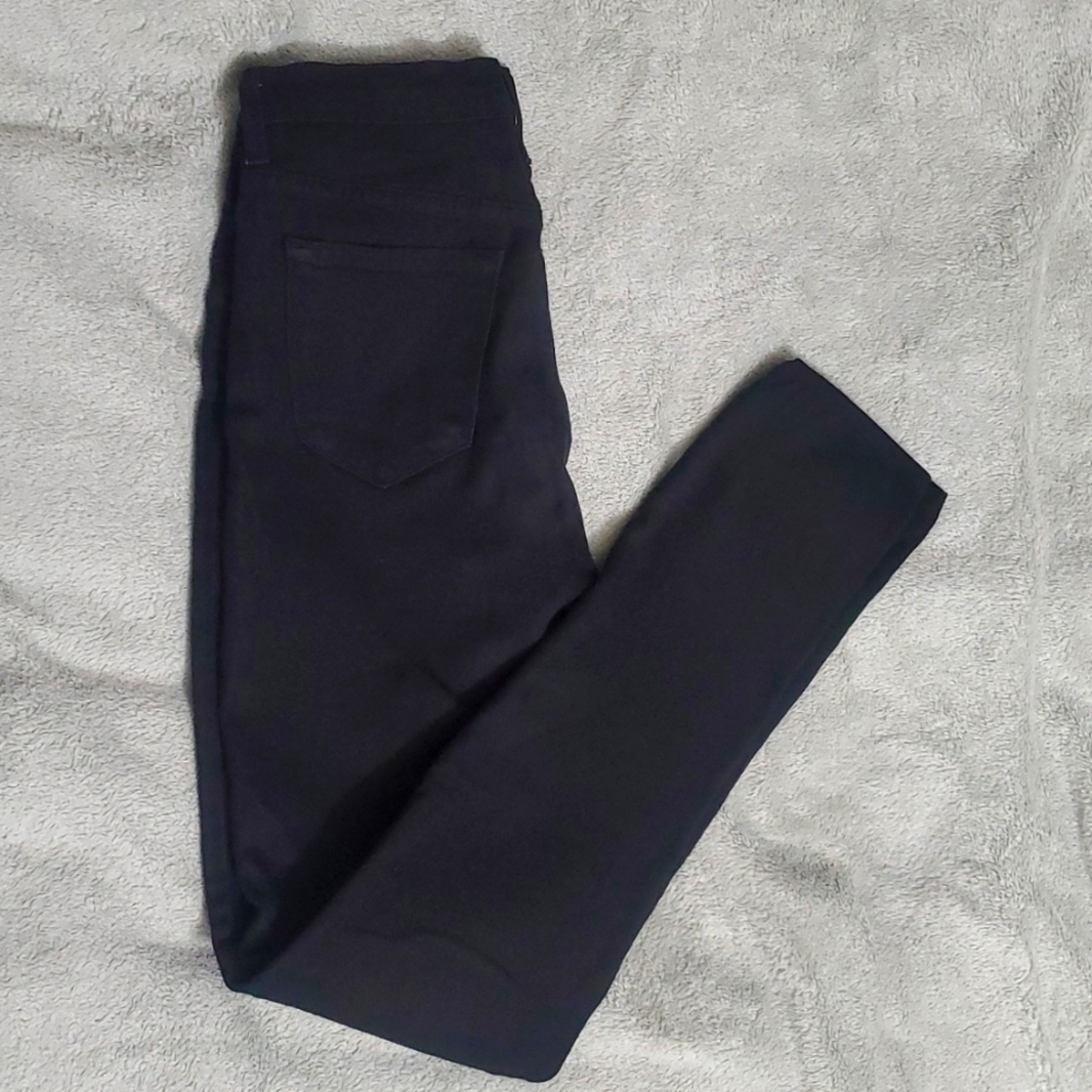 Black Pants size4?